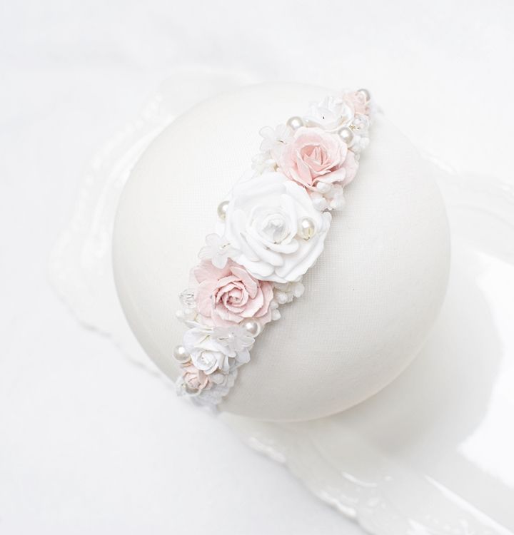 Wianek dla dziewczynki, Opaska wianek na chrzest komunia biel pudrowy róż