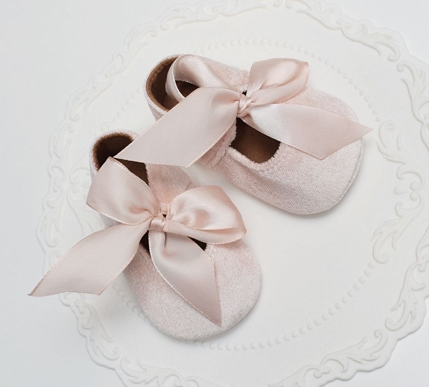 Buciki do Chrztu  pastelowy łososiowy róż Rozmiar 6-12 miesięcy