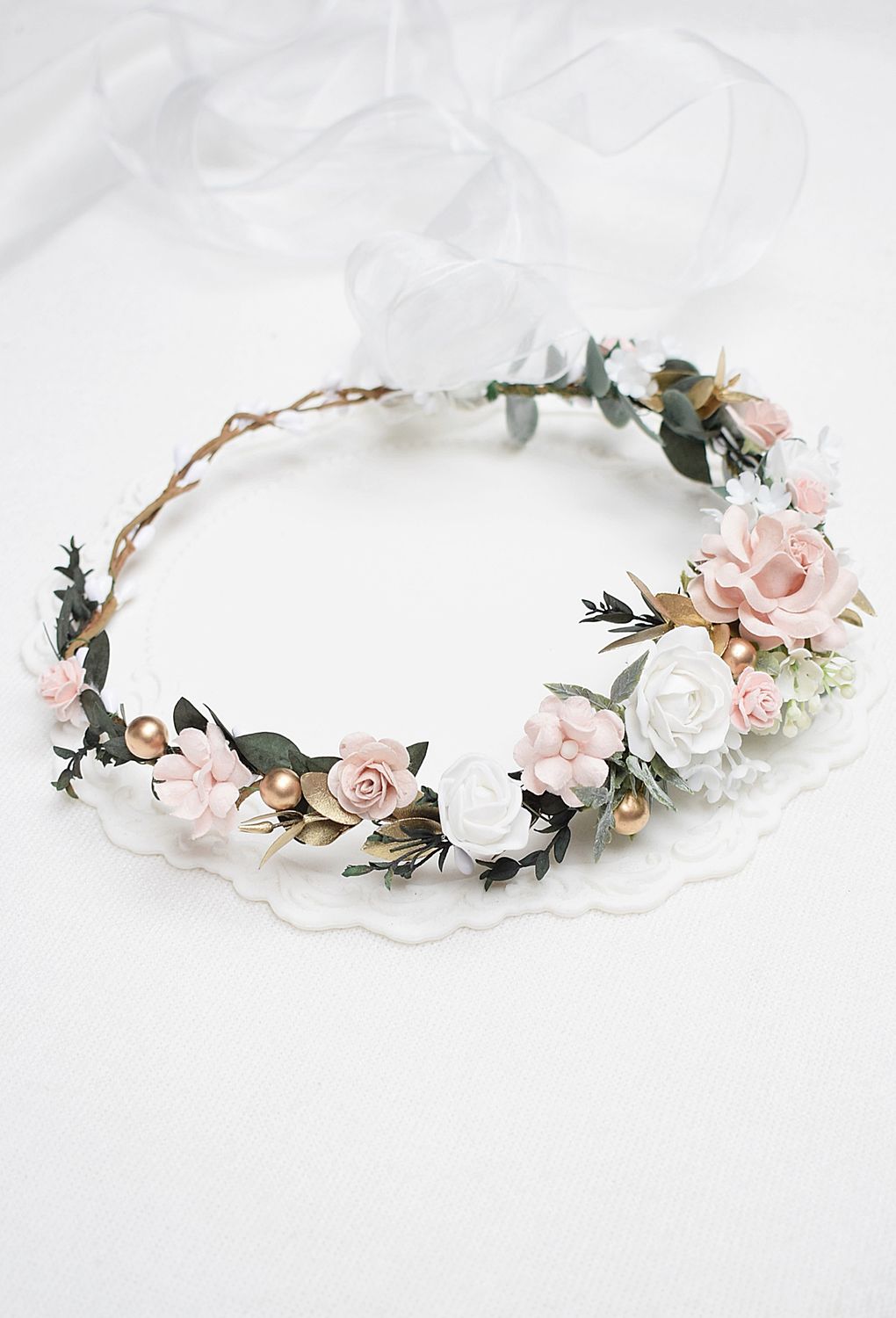 Wianek komunijny biel  pudrowy róż, zieleń eukaliptusa, złoto