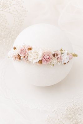 Wianuszek na chrzest boho suszone naturalne kwiatki, kremowa biel pastelowy róż złoty