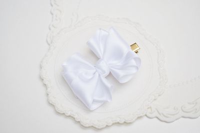 Kokarda LAURA Biała opaska/spinka