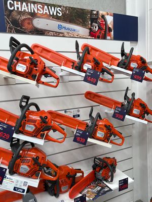 Chainsaws