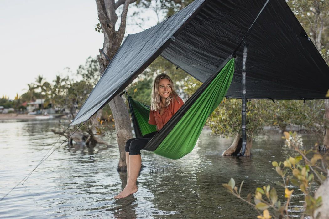 Ultralight Tarp No Knots (Black)