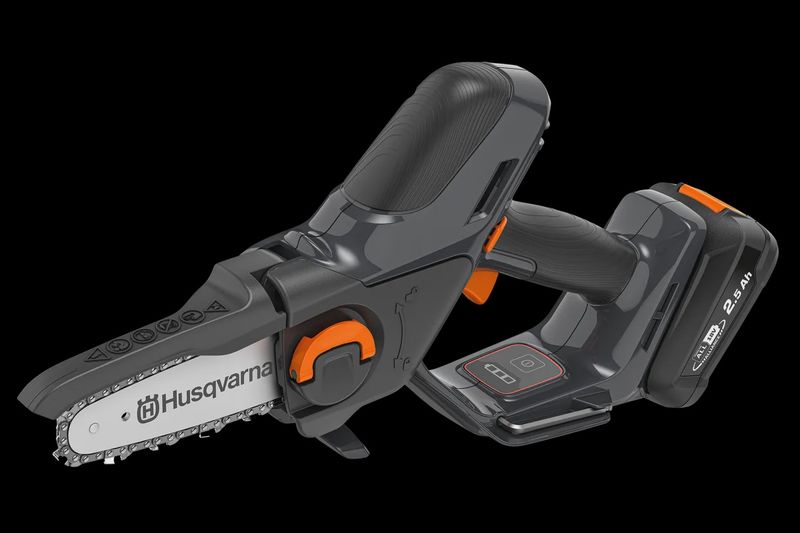 Husqvarna P5-Kit Pruner + 18-B45 Battery + 18-C70 Charger