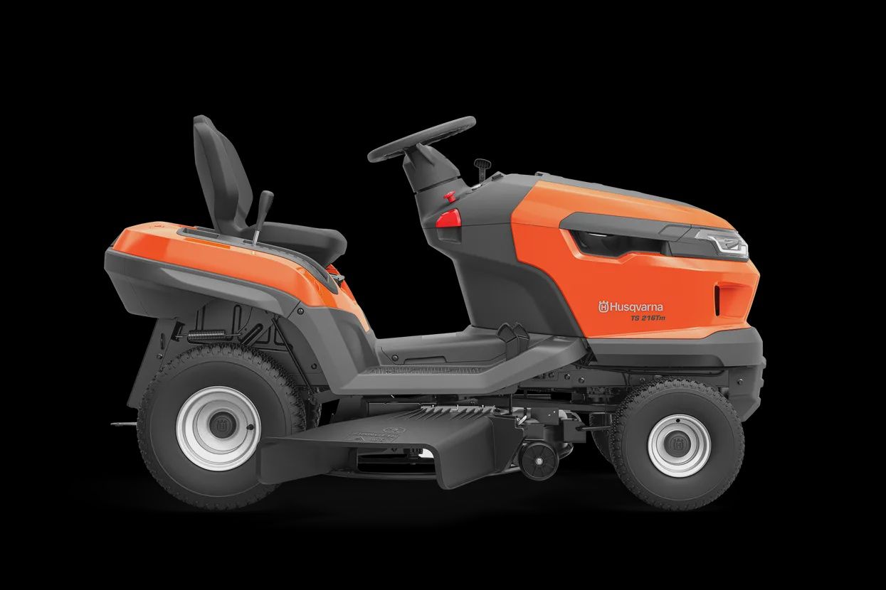 Husqvarna TS216Tm Lawn Tractor - 42" (108cm) Pressed + Diff Lock