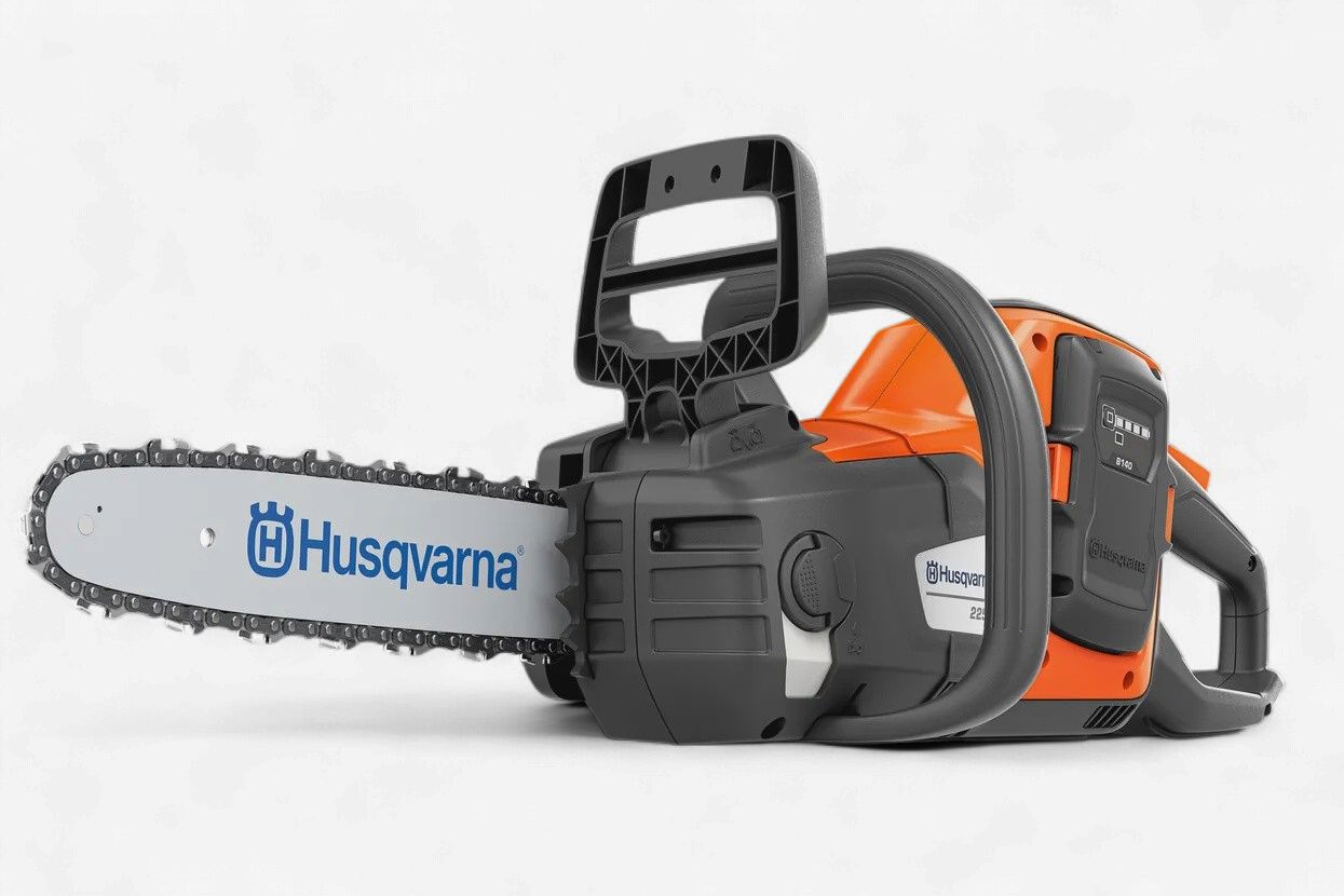 Husqvarna 225i - Kit Chainsaw 225i - 12" + BLi200 Battery + 40C-80 Charger