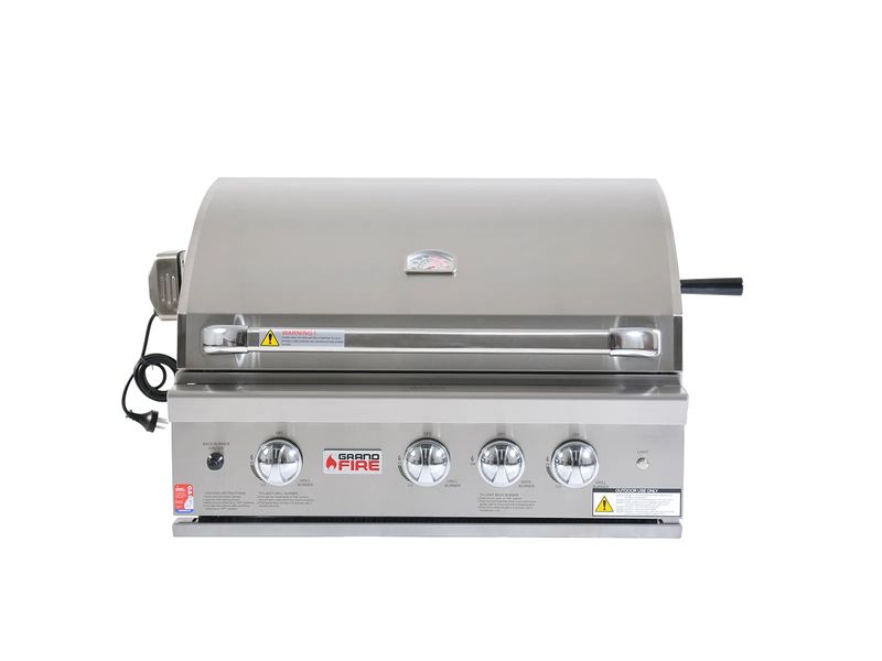 Grandfire Classic 32" in-built grill head, SS grills &amp; hotplate, flametamer, halogen lights, back burner &amp; Rotisserie kit