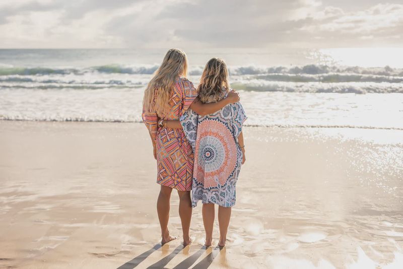 Hooded Towel Recycled Sand Free - sound of summer