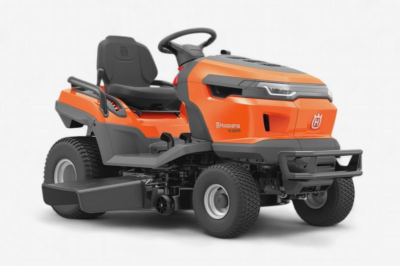Husqvarna TS220TD Lawn Tractor - 42" (108cm) Pressed + Diff Lock