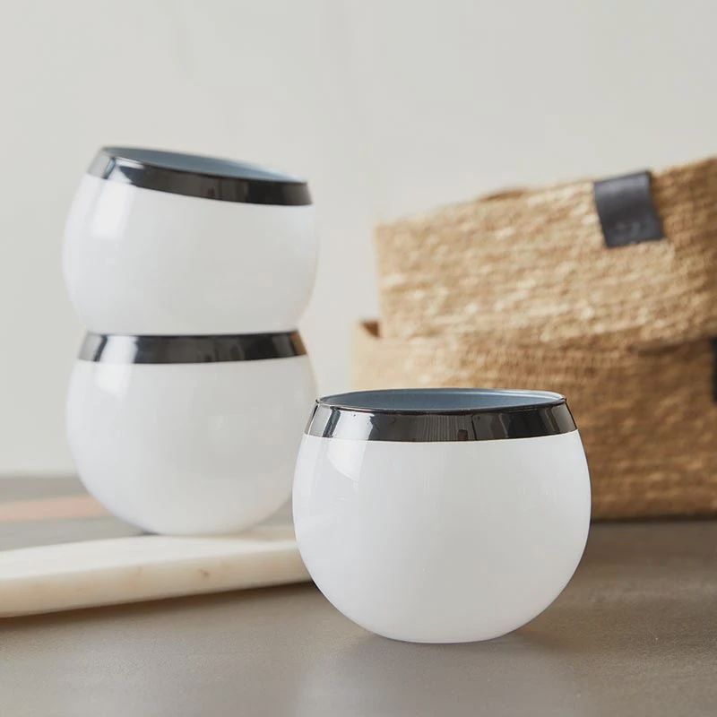 Roly Poly Glass - White with Thick Black Rim