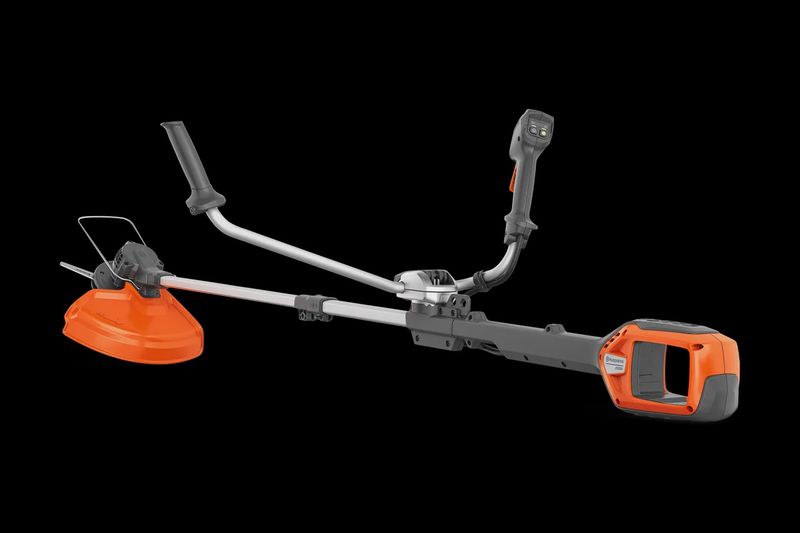 Husqvarna 220iR-Brushcutter - Skin Only