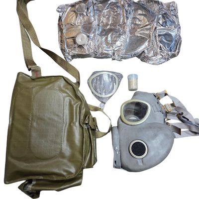 Polish Army MP4 Gas Mask Set