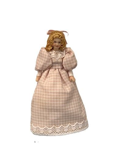 1/24th Lady in Pink Checked Dress mc031030