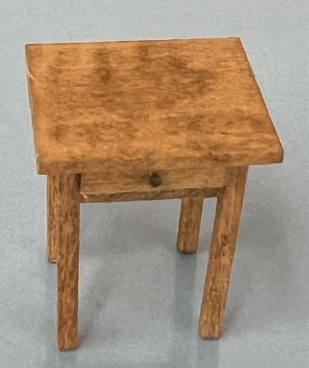 1/24th Square Pine Finish Table mc05618