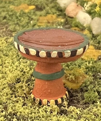 1/48" Scale Sunflower Sue Birdbath sfs004