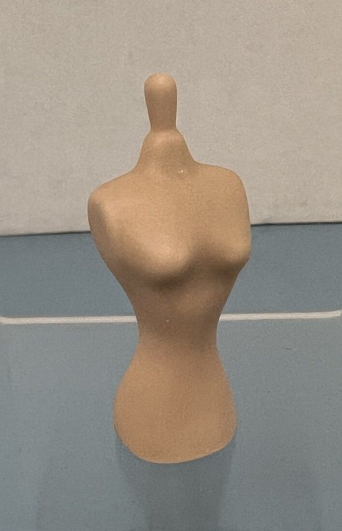 2 1/4" Mannequin mc1049x
