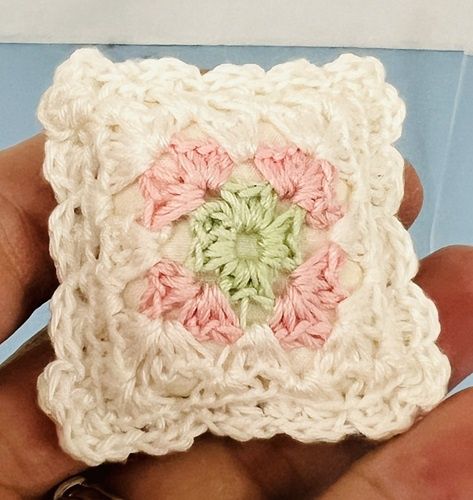 2" 2" square crochet pillow in white, green, and pink mc1495x
