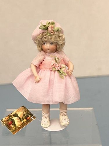 "Just Me Googly" Two by Winifred Holloway mc031385