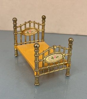 1/24th Brass Bed mc960x