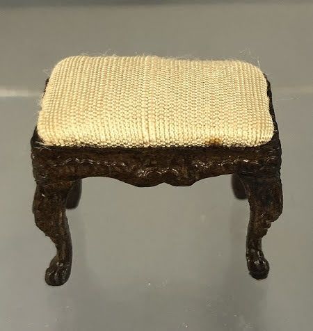 1/24th Early Walnut Footstool with Cushion MC02060