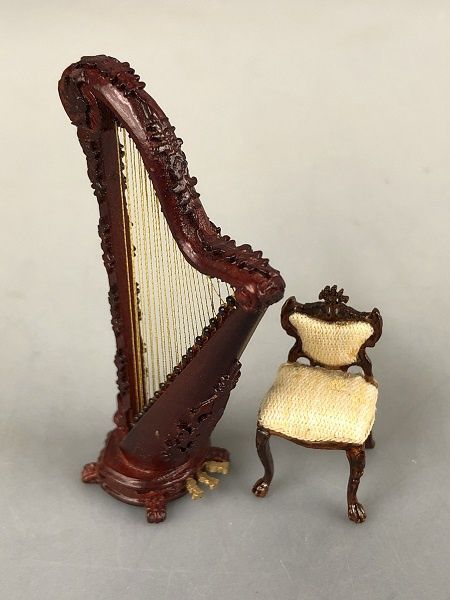 1/24th Mahogany Harp and Chair S1488mhg