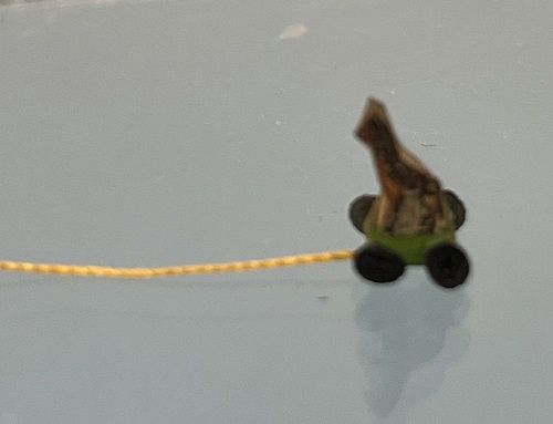 1/48th Giraffe Pull Toy MC1769x