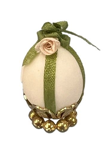 1" Tall Decorated Egg on Stand mc031076