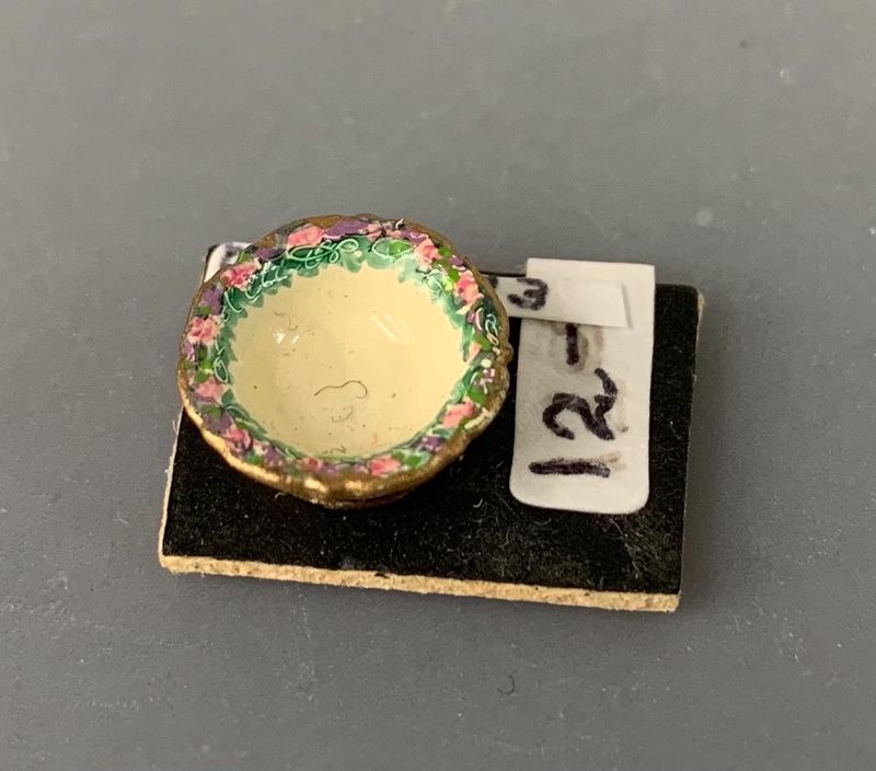 1/24th Bowl with Decorated Edge mc03383