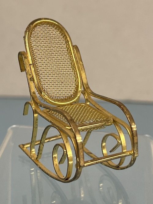 1/24th Gold Metal Modern Rocker mc961x