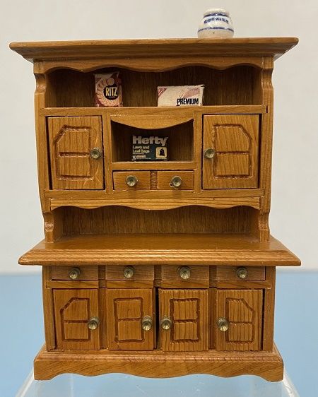 1/24th Wooden Cupboard ALA908