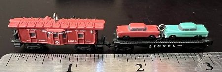 2001 Lionel Car Carrier and Caboose Hallmark Miniature Series traincar