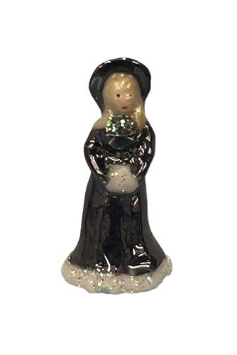 3/4" Tall Tiny Porcelain Woman Figurine cn0284c