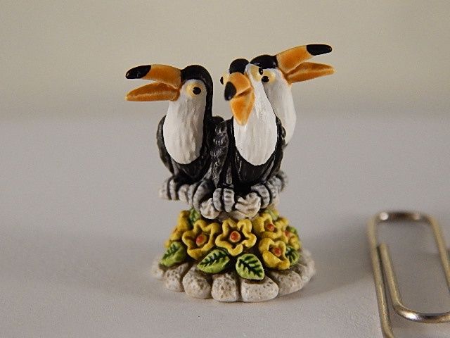 #85 Chatter Box lh37930