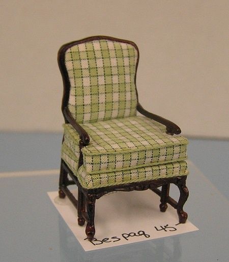 1/24th Green Plaid Arm Chair mc01358