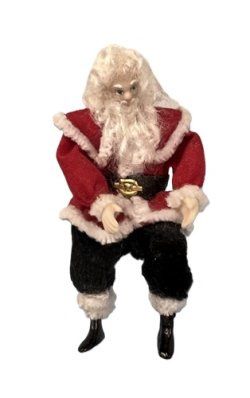1/24th Scale Santa with Pattern for Clothes mc031126