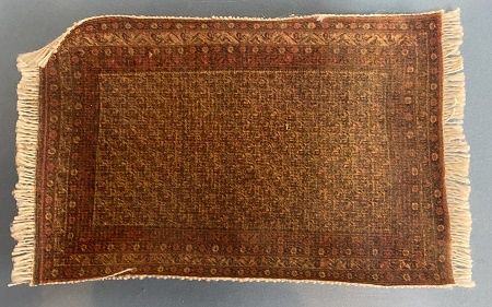 1/24th Small Red and Yellow Rug with Tassels ALA923