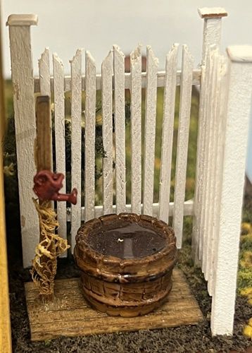 1/48" Scale Sunflower Sue Outdoor Shower sfs011