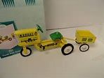 1961 Murray Tractor with Trailer qhg9027
