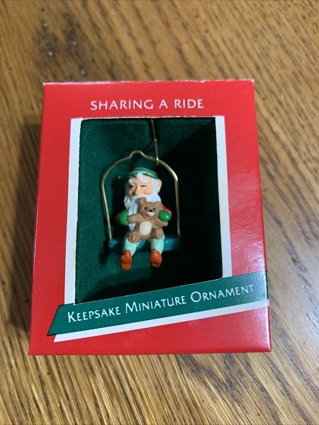 1989 Sharing A Ride, Miniature qxm5765