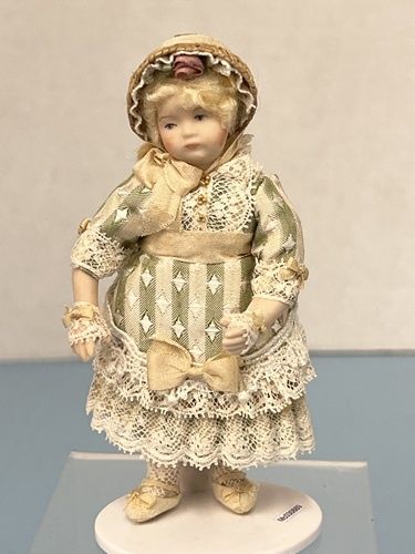4 1/2" Pat Boldt Doll mc030889