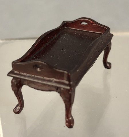 1/24th Mahogany Table MC01844