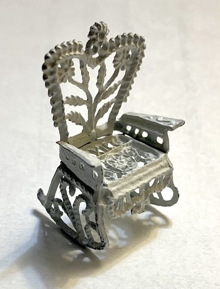1/24th White Metal Wicker Rocker mc031430