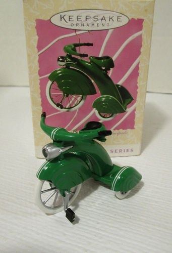 HMQE08632 Hallmark 1997 Green Murray Velocipede