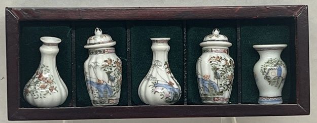 5 Bespaq vases-BEAUTIFUL cn465