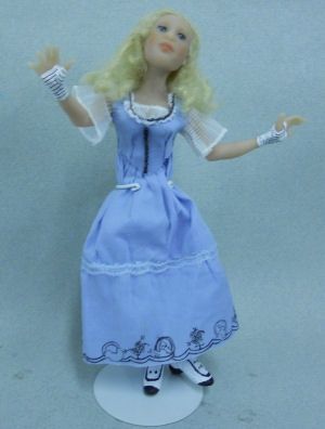 Alice from Alice in Wonderland DW-1