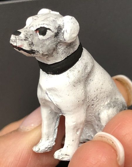 Antique Metal Dog mc04381