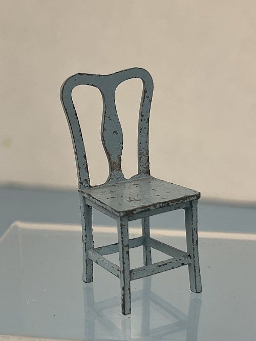 Antique Tootsie Toy Cast Metal Light Blue Chair mn51LB