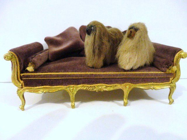 A pair of Pekingese Dogs by Alice Zinn a512-0402-2