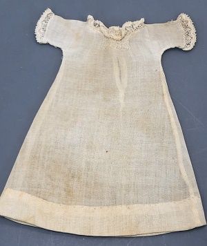 Antique Nightgown that Fits Hitty bb0084