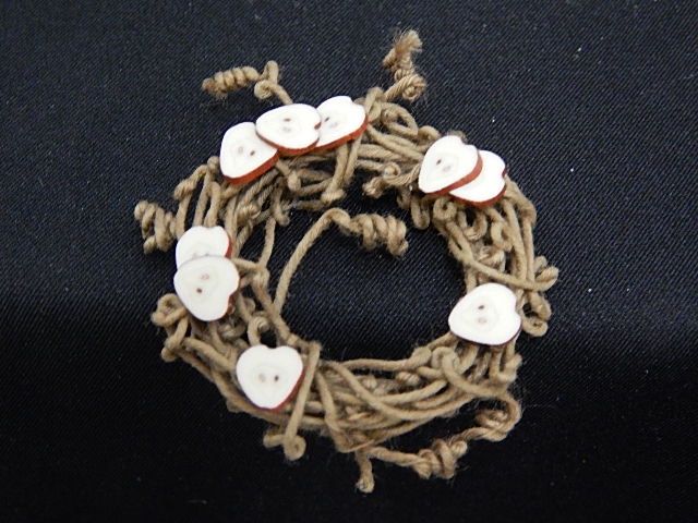 Apple Wreath cv241418